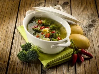 Brokolicová polévka bez smetany